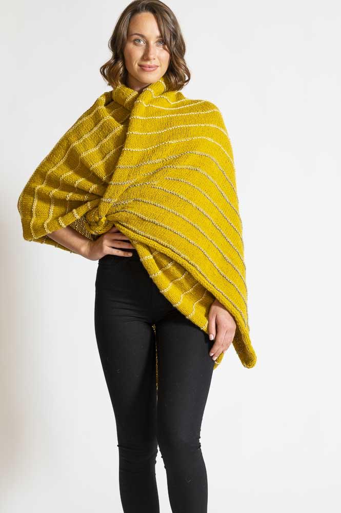 TWEED DONEGAL WRAP IN MUSTARD WITH GOLD TRIM